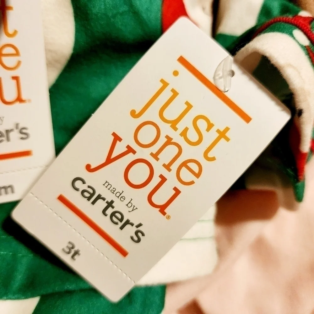 NWT Carter’s Christmas Holiday Pajama Set PJs Santa Claus Reindeer Green New